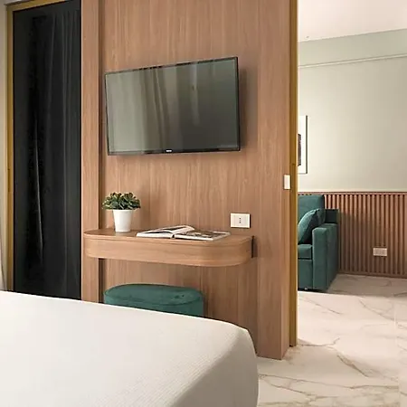 Parioli 4*